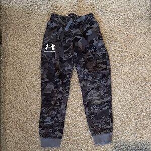 Under Armour Kids Digital Camo Joggers - Gray and Black